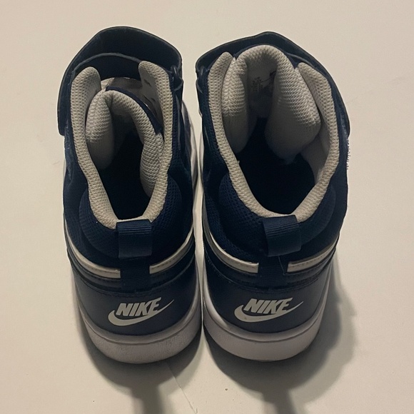 Nike Big Kids Court Borough Mid 2 Casual Sneakers in White and Navy Blue in 5.5Y - Picture 3 of 10